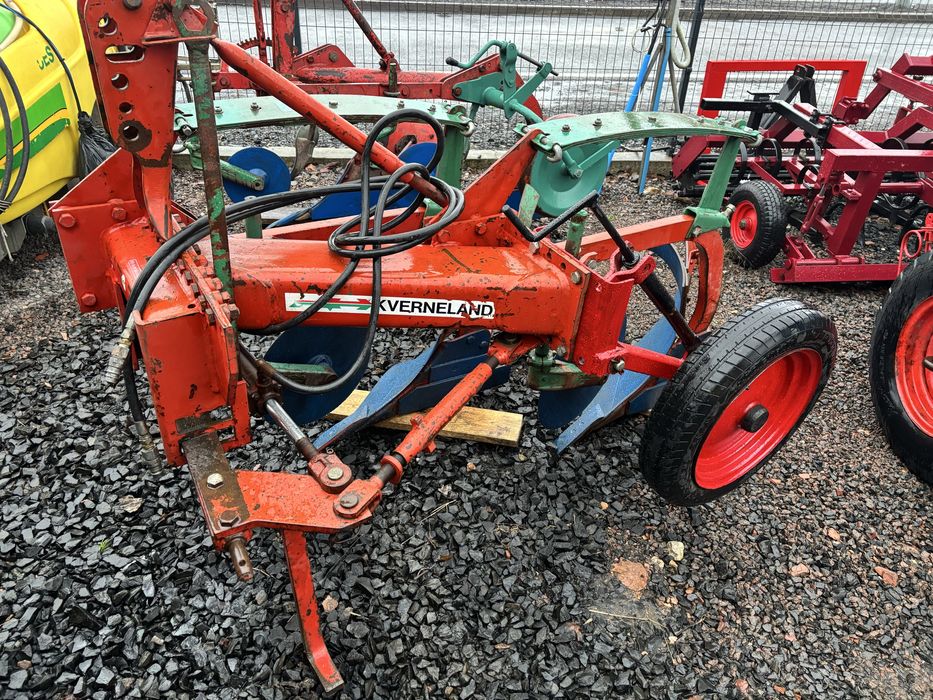 Плуг 2 корпусний захват 35 см Kverneland 35 см