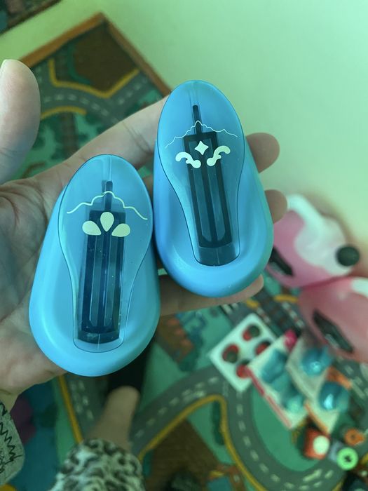 Дирокол фігурний кутовий