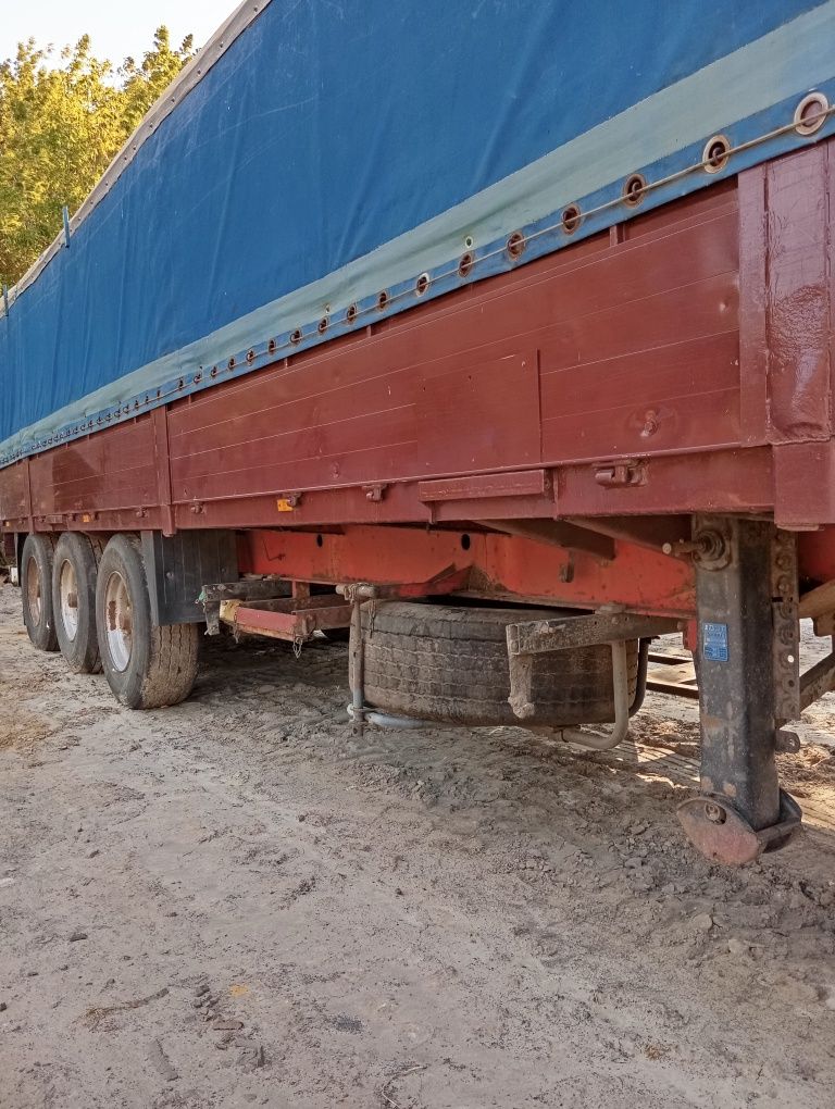 Полуприцеп зерновоз