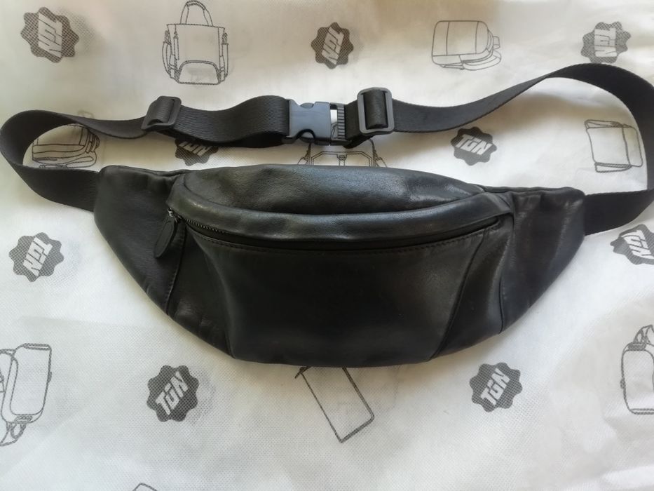 Продам Сумку бананку.