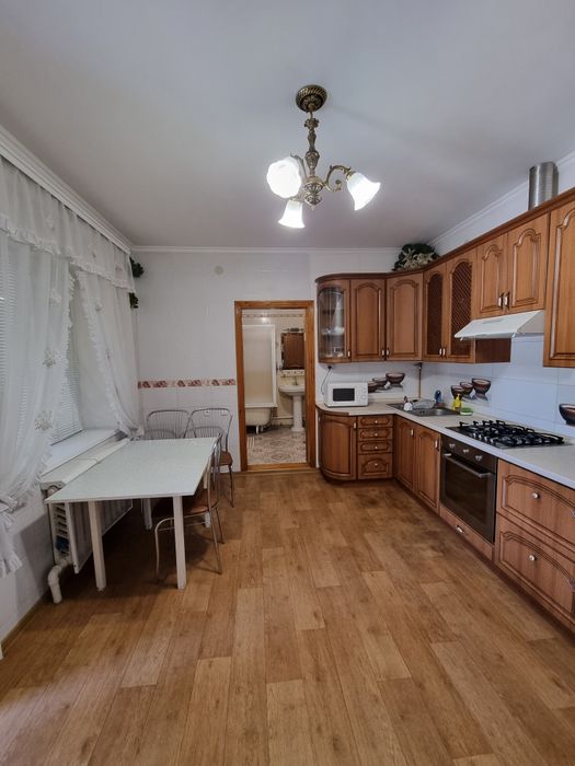 Оренда будинка в центрі Херсона .