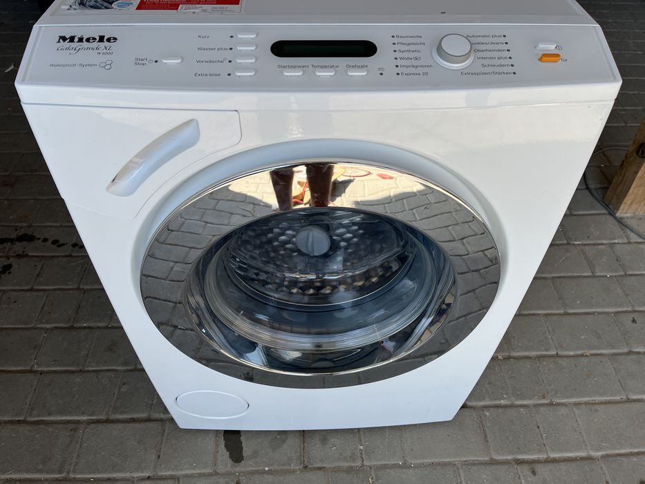 Пральна машина Miele W6547 на 7 кг.