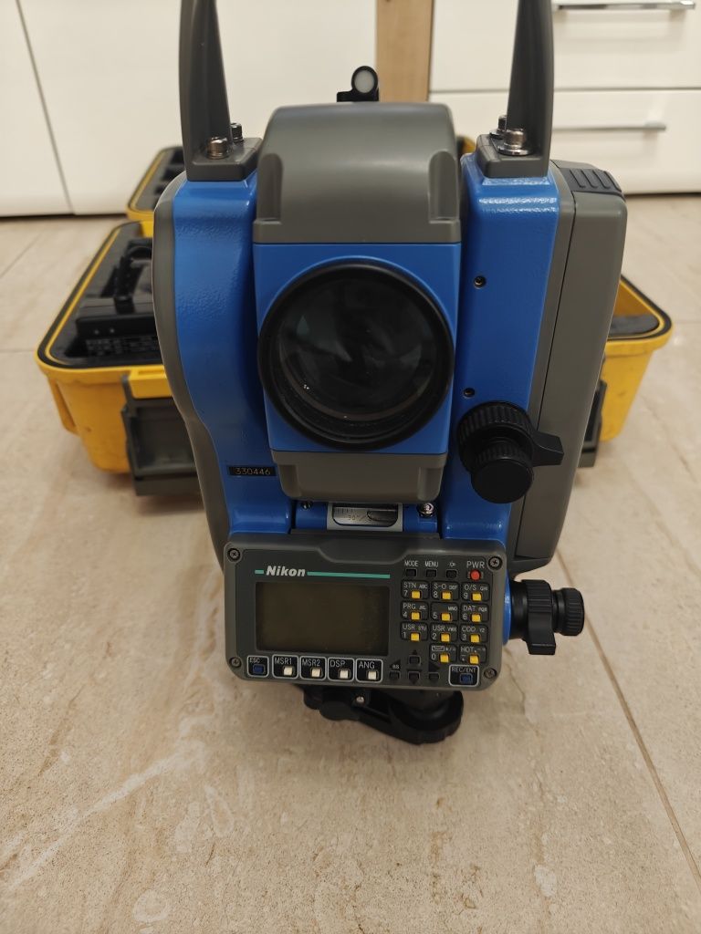 Tachimetr Spectra Precision FOCUS 4