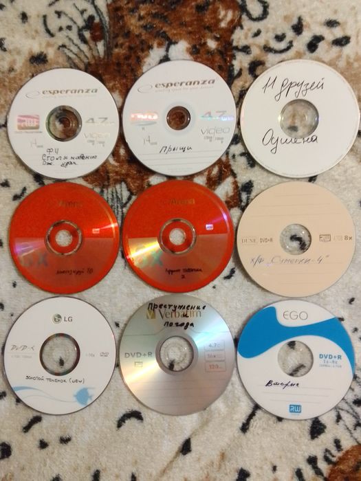 Лот 1 DVD фильмы 50шт.в коробке.