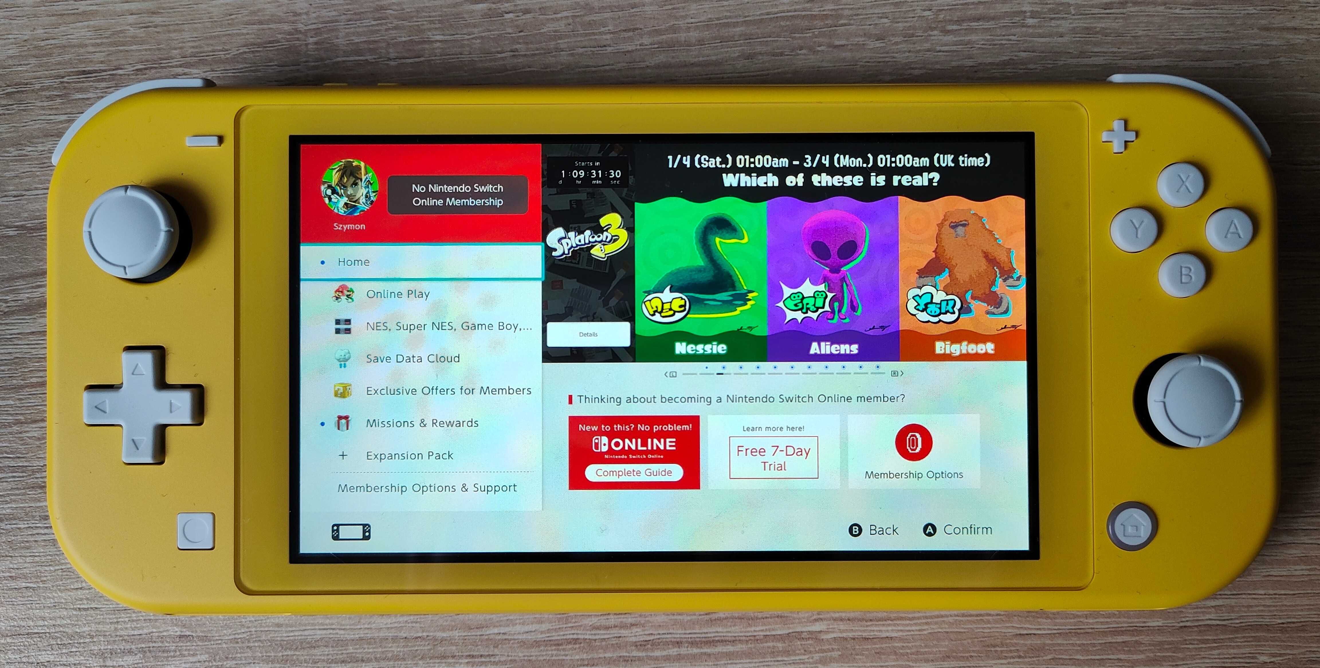 Nintendo Switch Lite Yellow + akcesoria + 2 gry