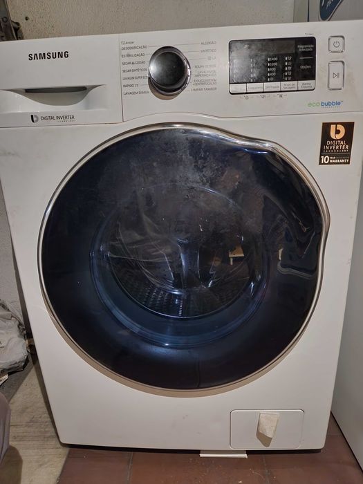 Oportunidade! Máquina Samsung Digital Inverter de lavar e secar roupa.