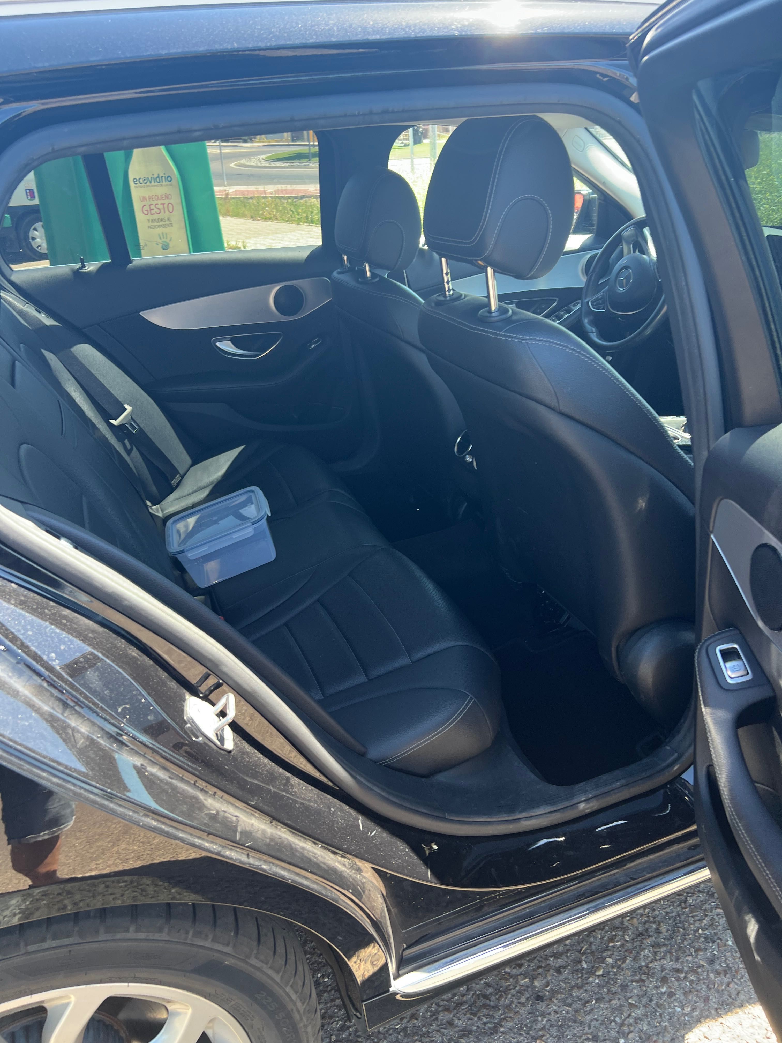 Mercedes C200 - impecável