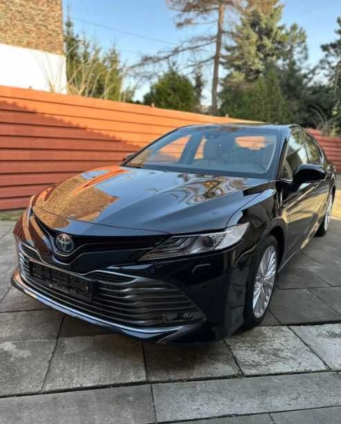 Toyota Camry 2.5 Hybrid Executive CVT