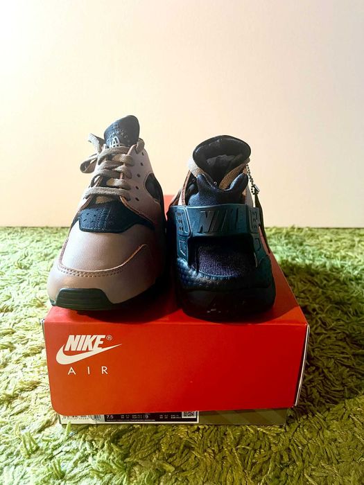 Nike Air Huarache Toadstool