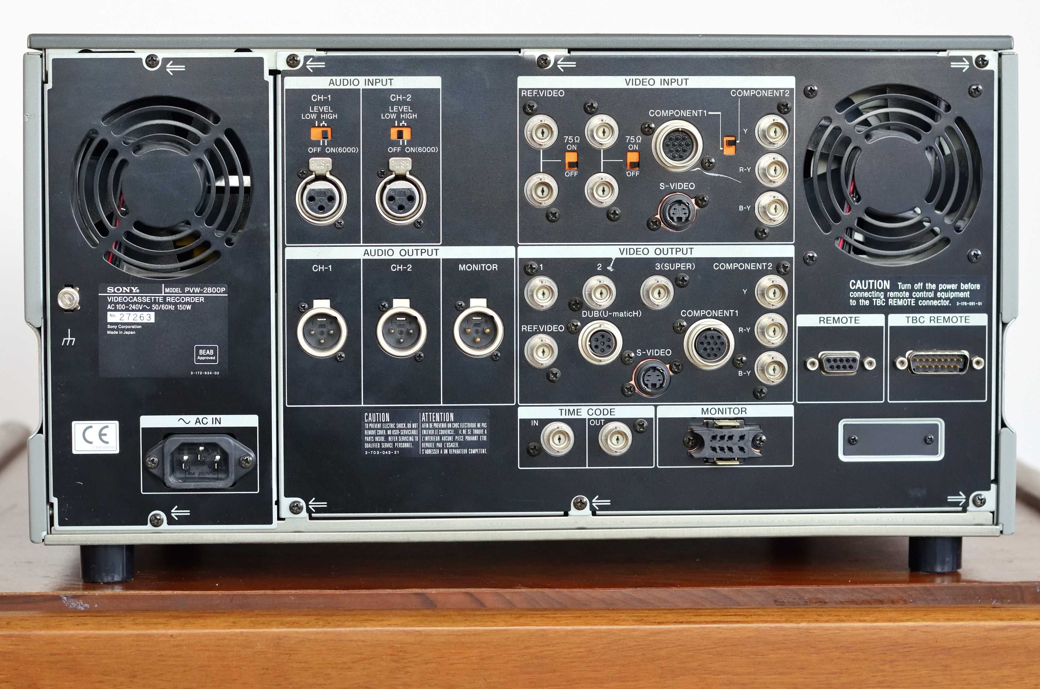 Sony PVW-2800P Betacam SP PAL монтажний відеомагнітофон