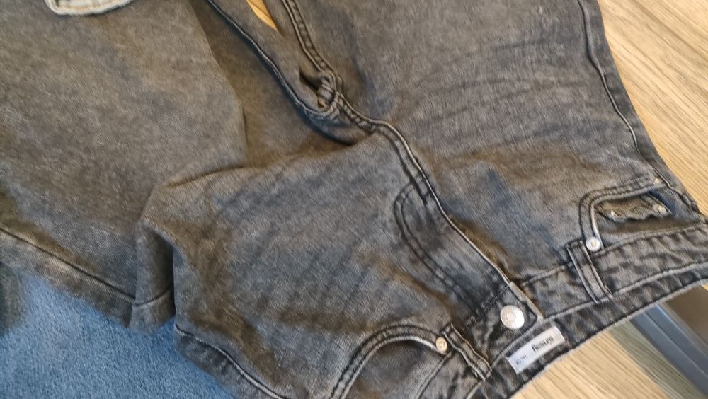 Zestaw paka ubrań jeansy wide leg i sweter sinsay hm pepco 146