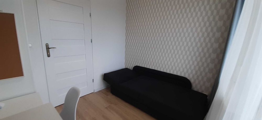 Pokój z balkonem 1-osobowy os. Paderewskiego ładne mieszkanie Nr3