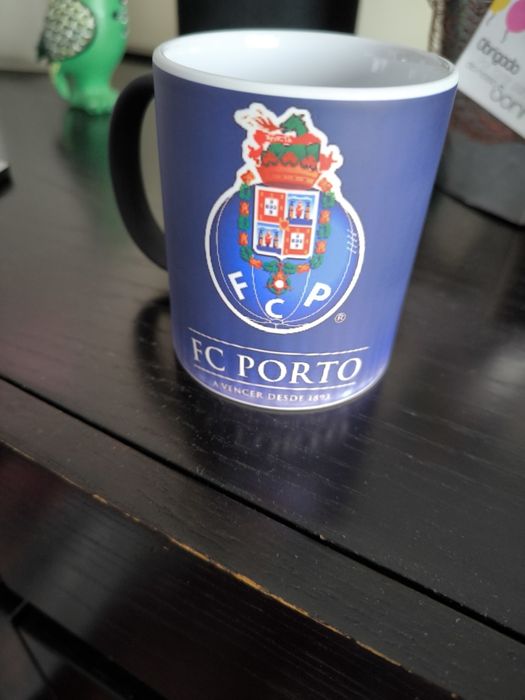 Caneca mágica personalizada a seu gosto