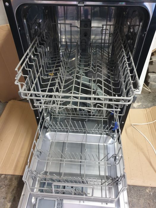 Zmywarka wąska 45cm wolnostojąca