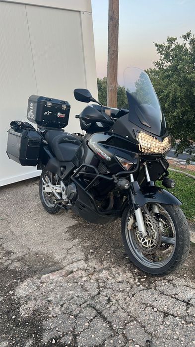 Honda XL 1000 Varadero - muitos extras, poucos kms