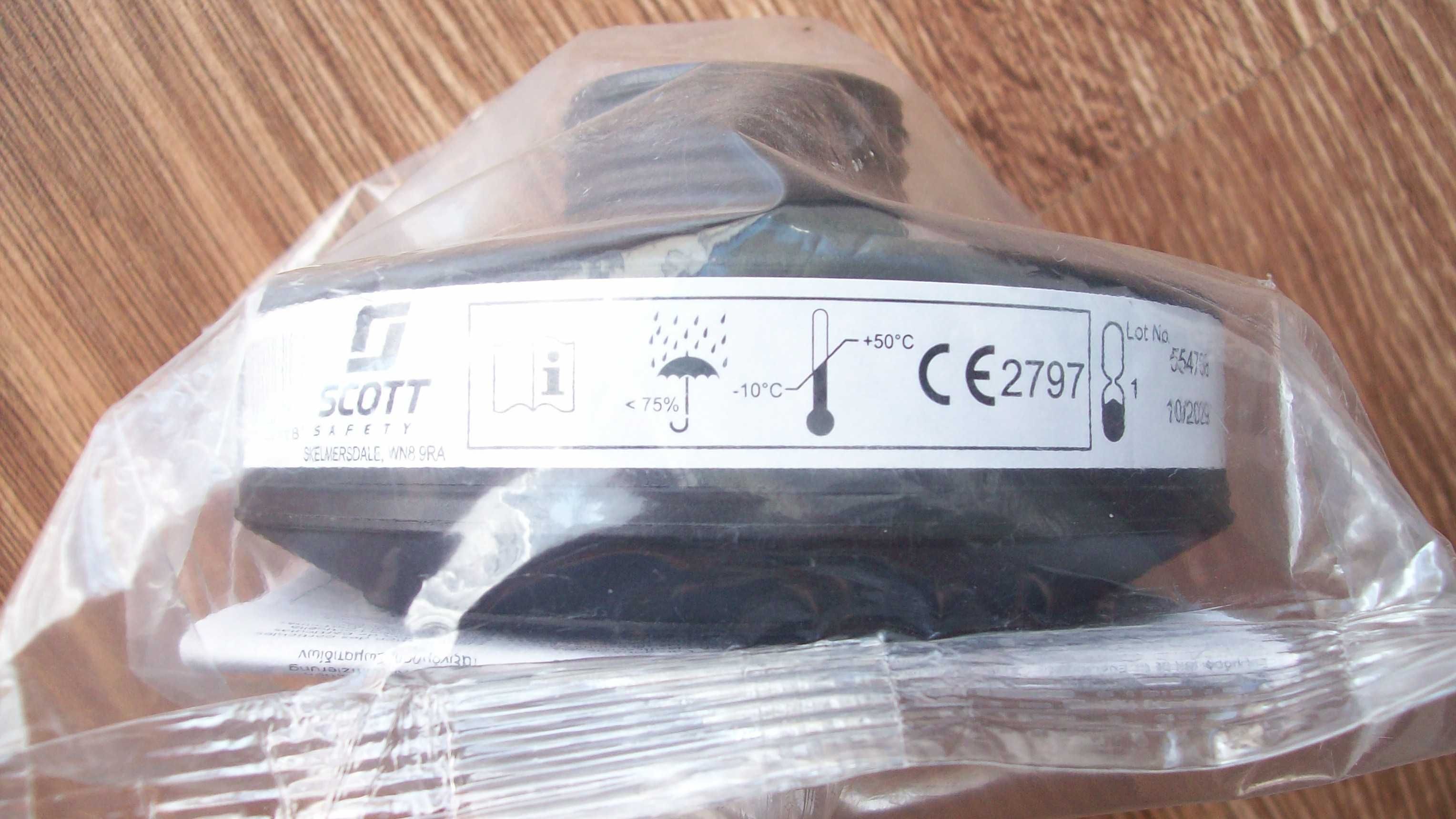 Filtr Scott Pro 2000 PF10 klasy P3 z gwintem RD40 plus gratis