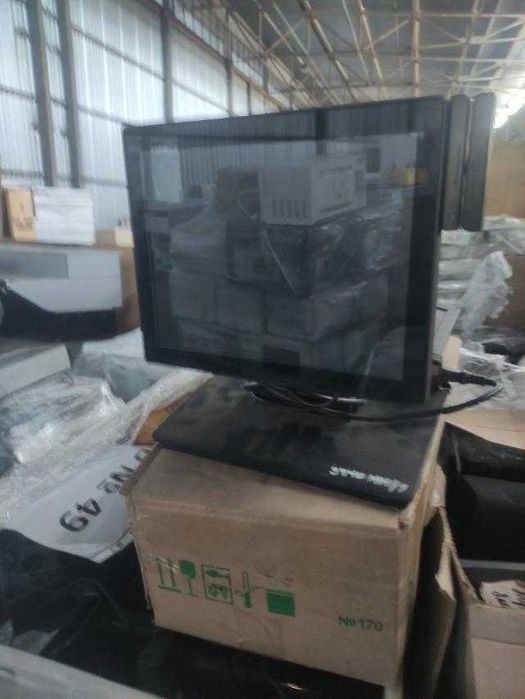 Торгівельне обладнання (вагове, касове, холодильне)