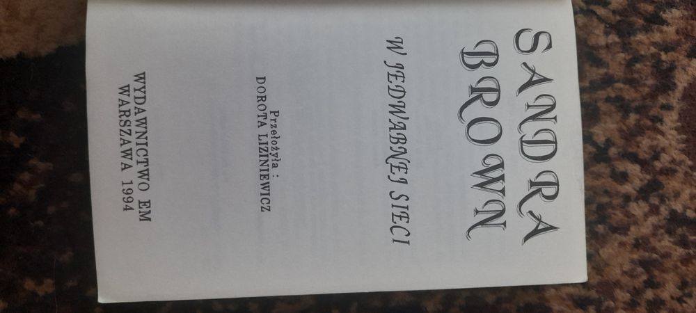 W jedwabnej sieci - Sandra Brown