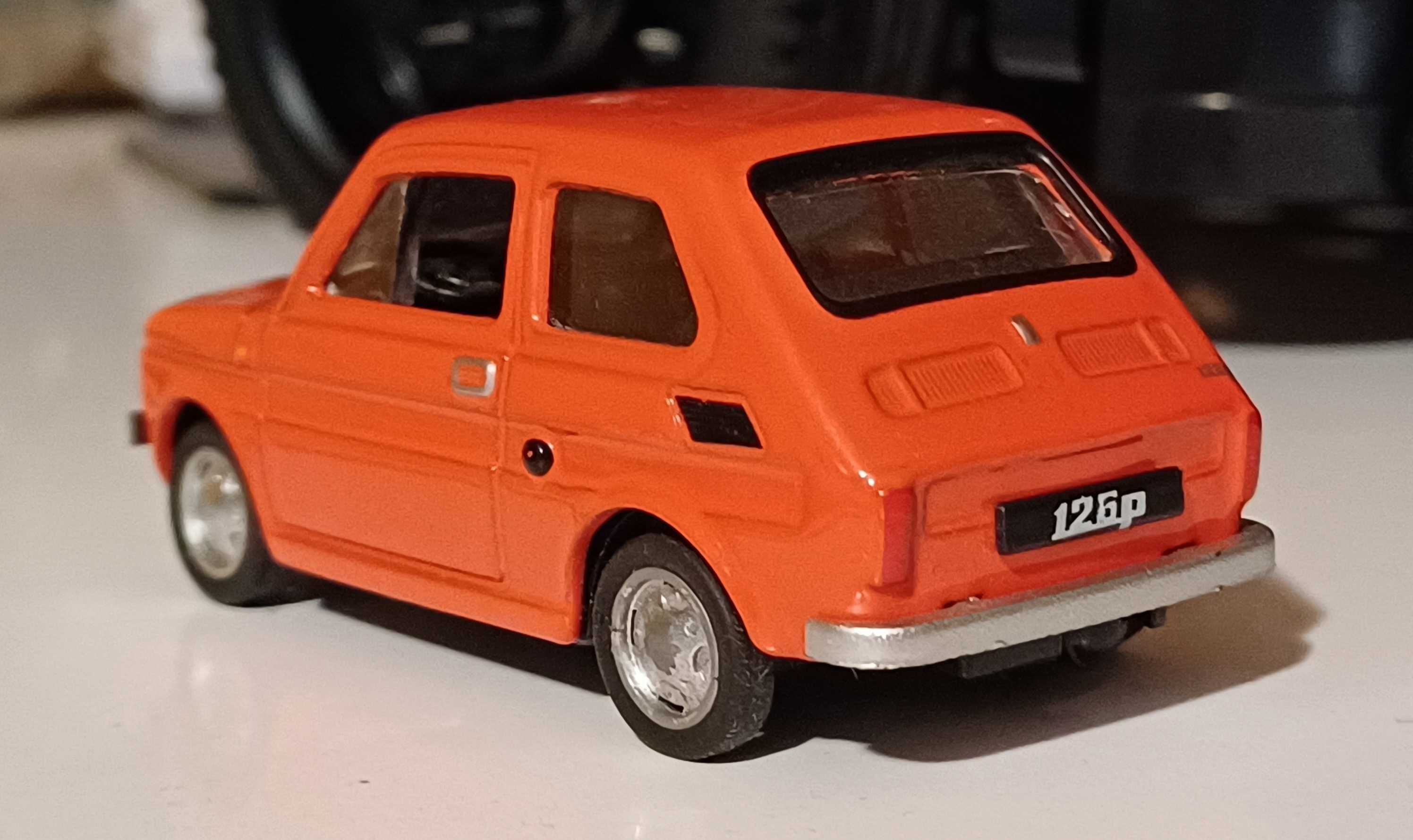 Fiat 126p ST pomarańczowy w skali 1:43 Kultowe Auta PRL-u stan idealny