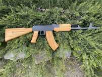 Дерев'яний макет автомата Калашникова (АК-74)