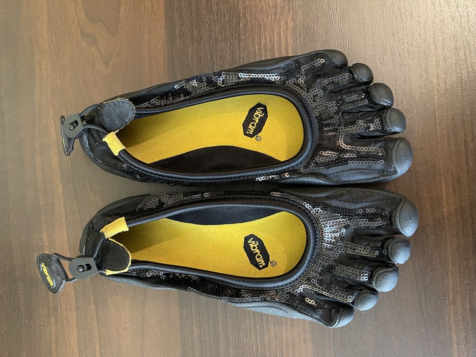 Взуття жіноче зі стразами Vibram | Size-38 | original ‼️