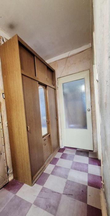 Продам 2-х ком. квартиру  2/9 ул. Героев 55 Бригады