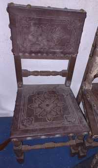 6 cadeiras antigas em couro
