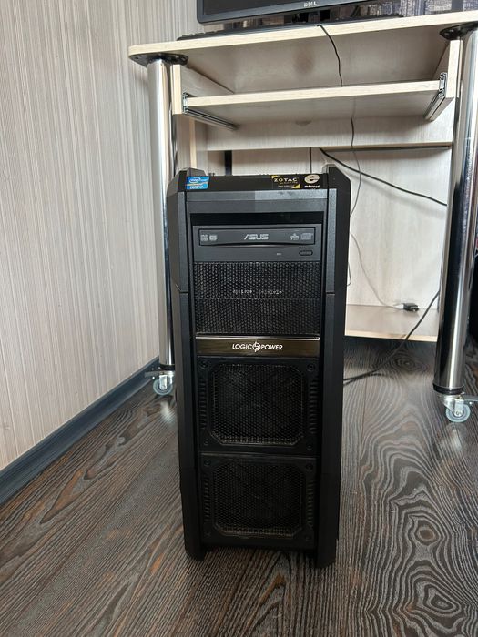 Продам ПК Intel i7 / GTX 950 / SSD / 8 ГБ + Монітор 23″ IPS