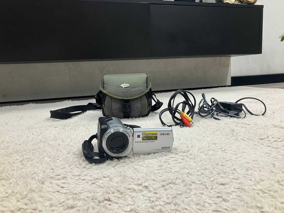 Sprzedam Kamerę Sony DCR-SR38 Stan idealny.