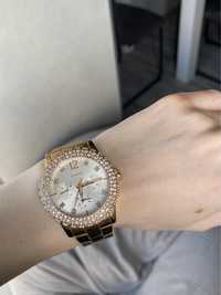 Годинник Guess