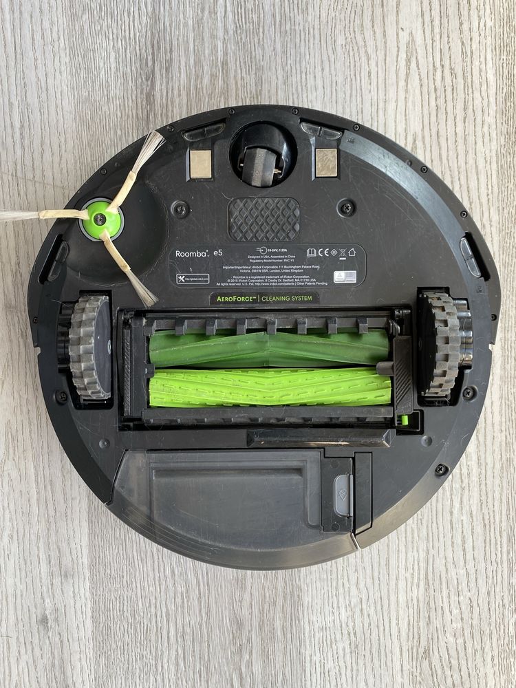 iRobot Roomba e5 – robot sprzątający