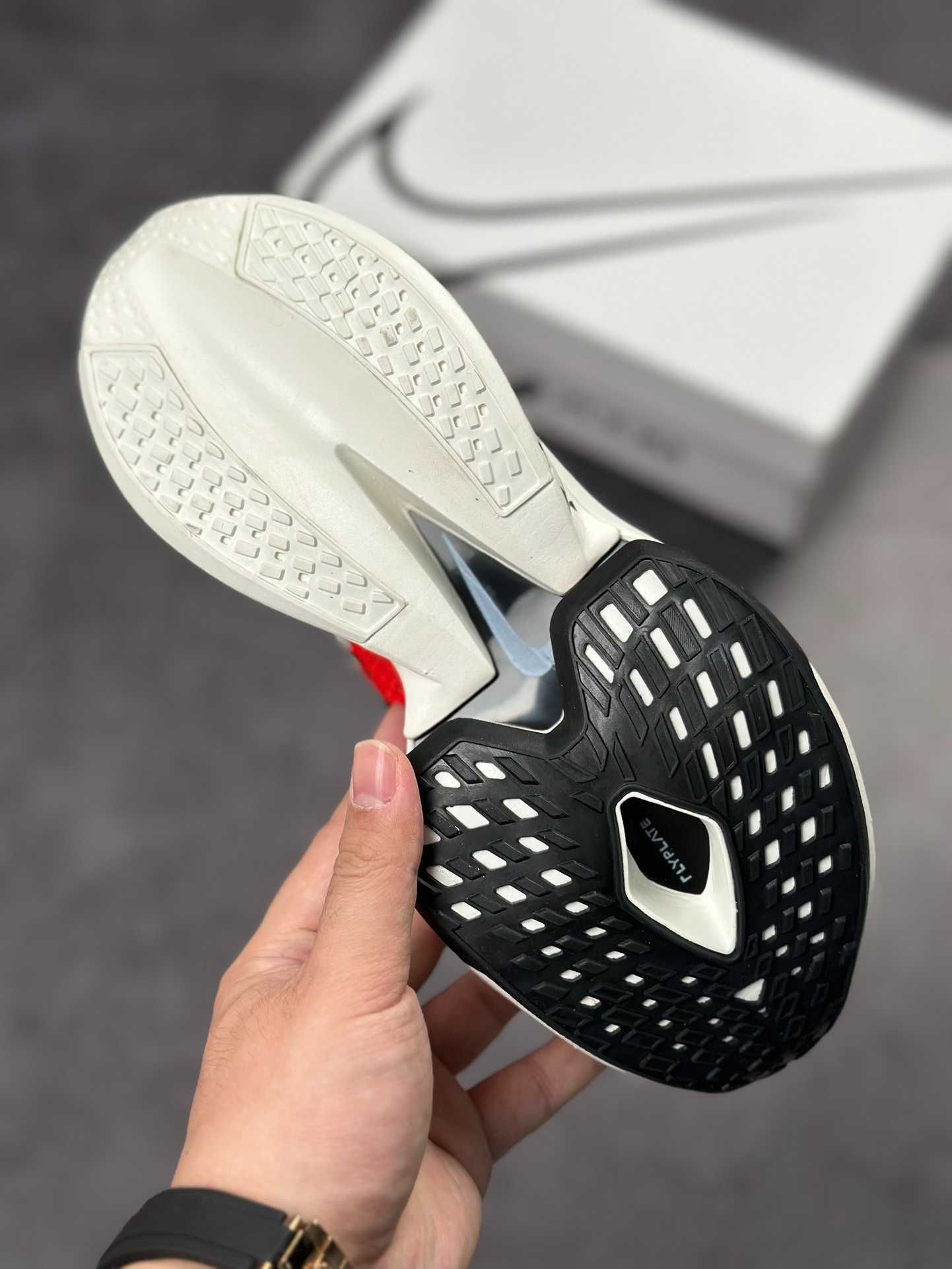 Nike Air Zoom Alphafly NEXT% 2 Proto DJ6206-