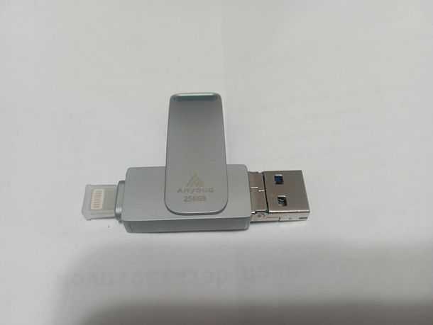 Pendrive 256GB z 3 końcówkami do telefonow