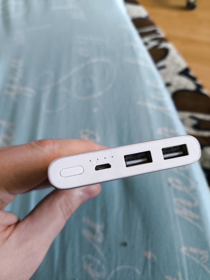 Xiaomi power bank 10 000 mah - плохо держит заряд