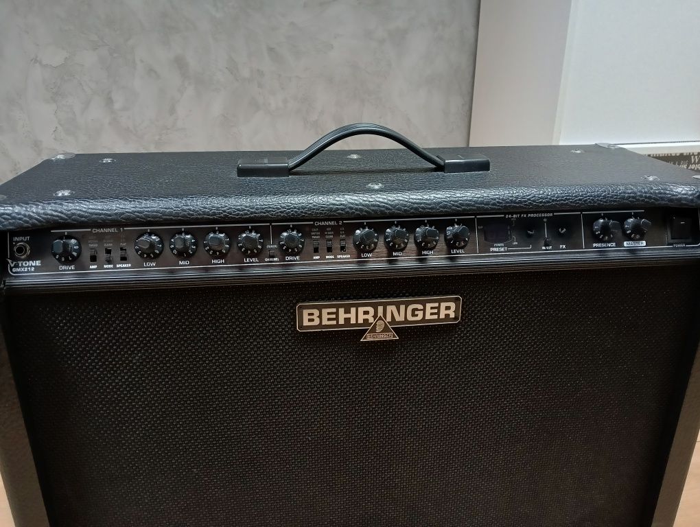 Behringer V-tone