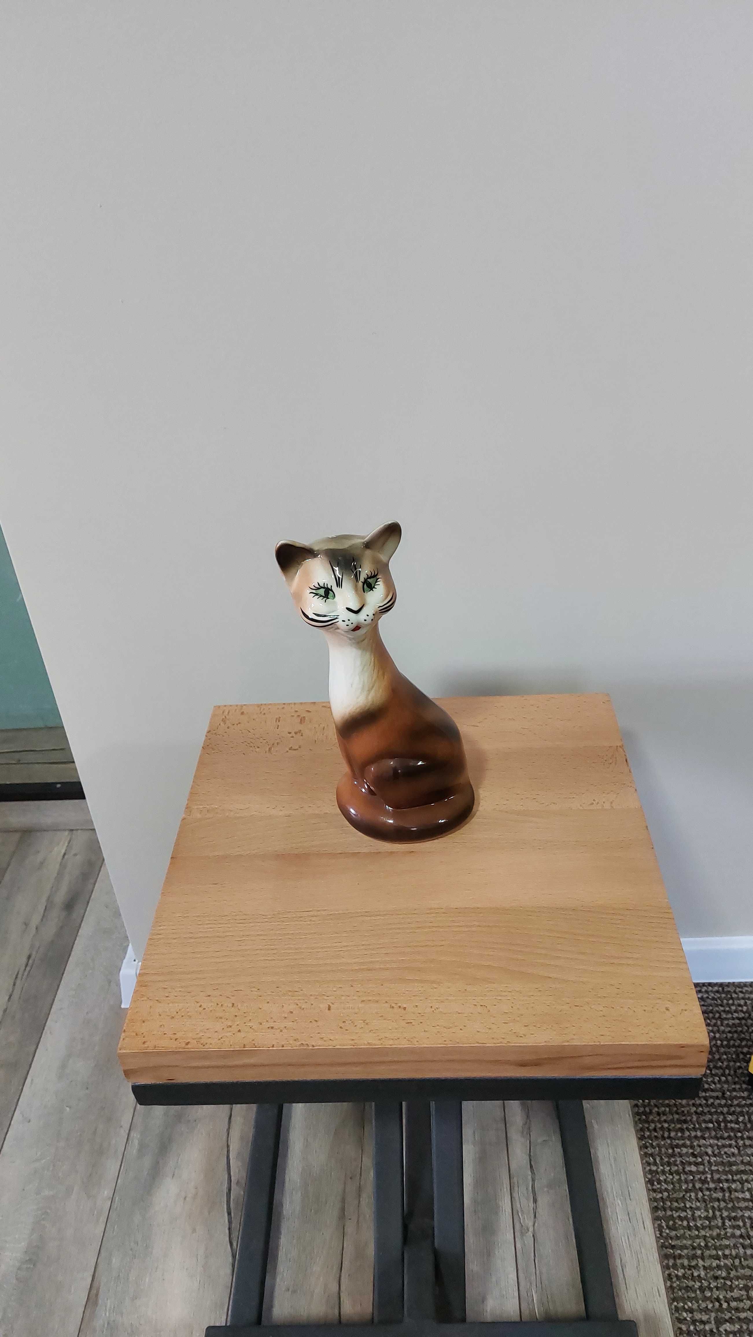 Статуэтка - копилка кот (керамика).