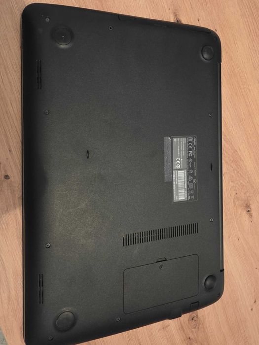 Asus R558UQ / i5-7200U / 8 GB RAM / 1 TB / GeForce 940MX – Sprawny