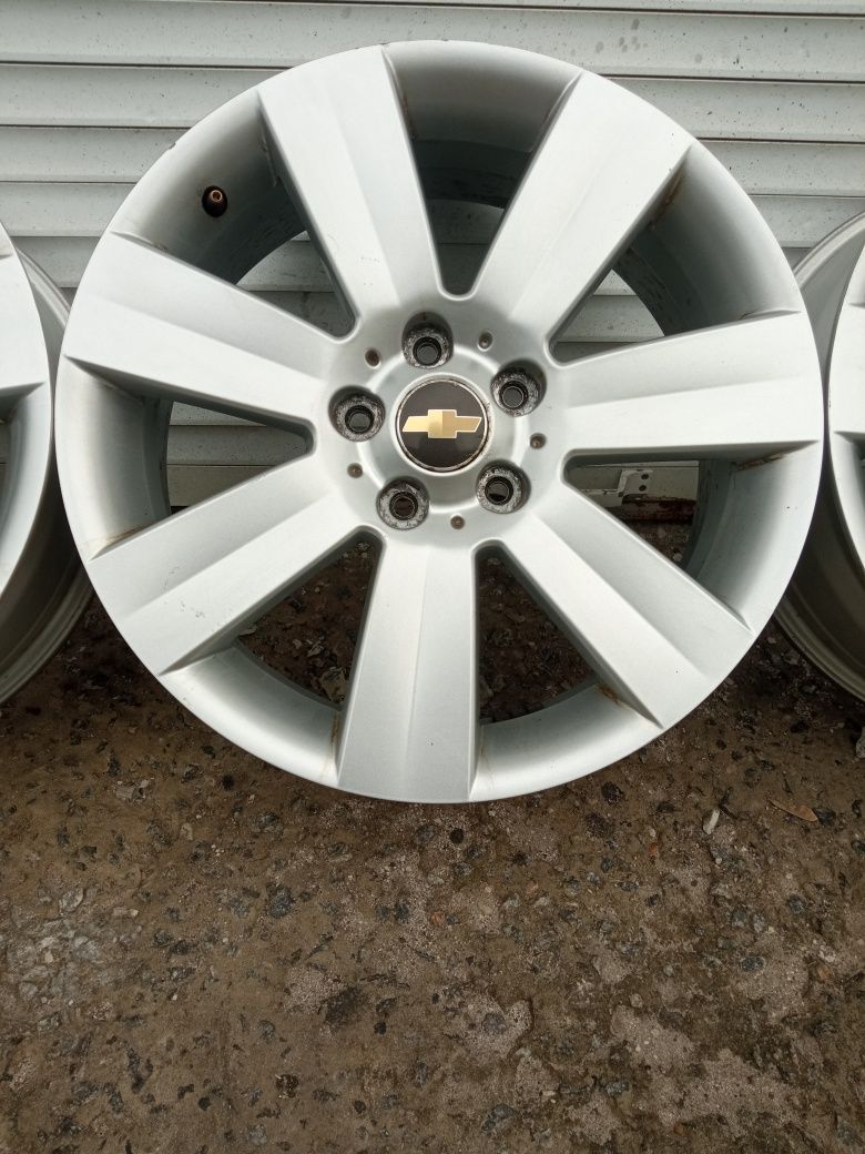5*115  R18  Shevrolet Captiva оригинал в отличном состоянии