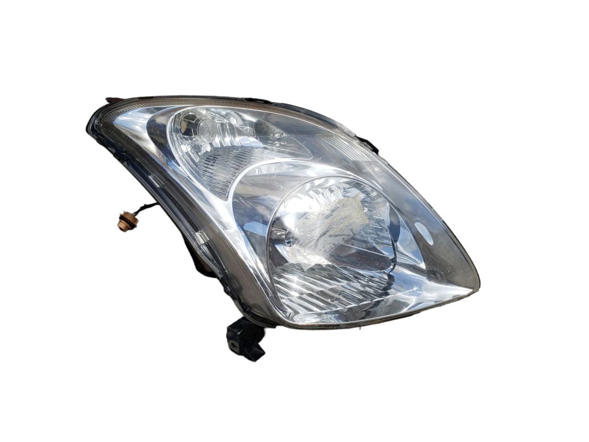 Передняя правая фара Suzuki Swift 2004-2011 3512063J30 разборка