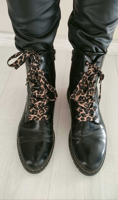 Жіночі осінні черевики