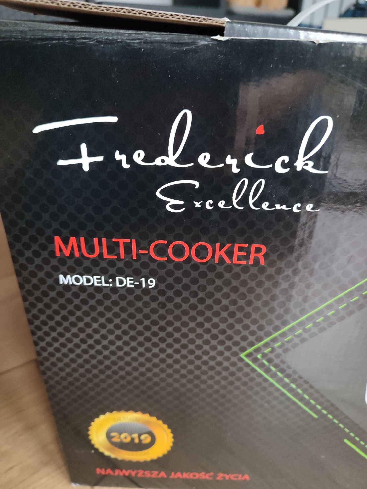 Multi-Cooker  model DE-19