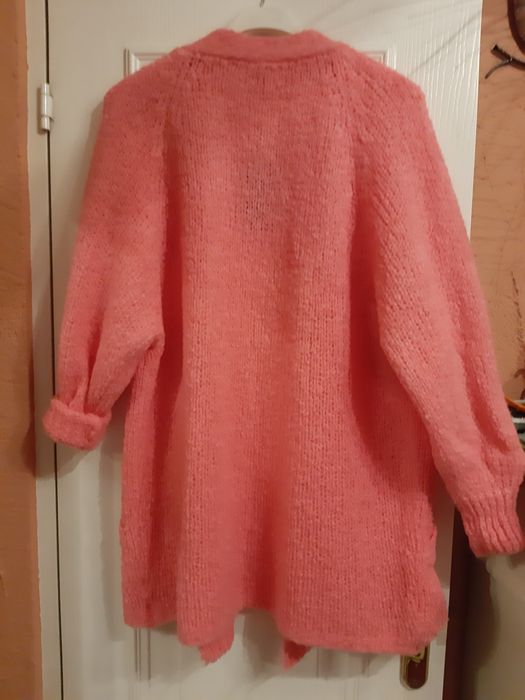 Sweter B.modny włoski  nowy