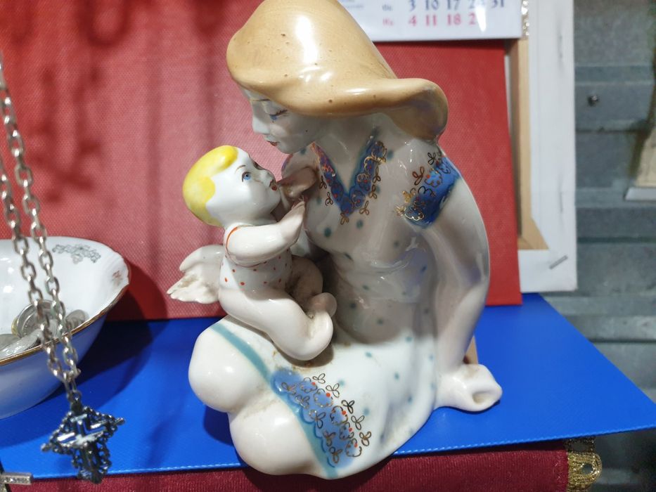 Продам статуетку