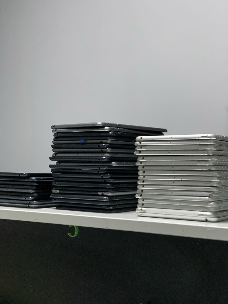 Лот iPad mini 1 (50 шт) на запчастини/відновлення