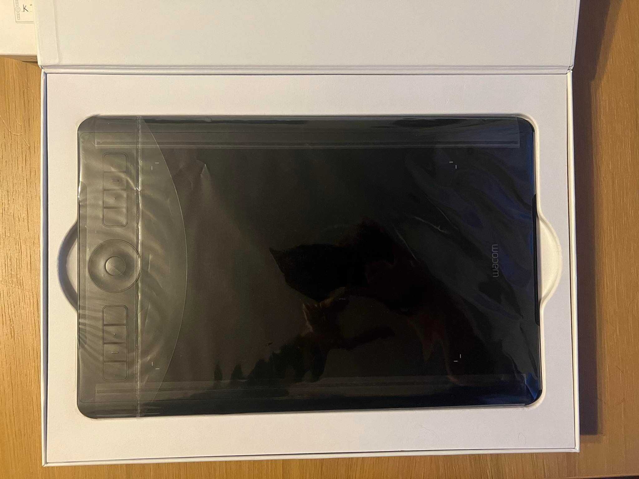 Tablet graficzny Wacom Intuos Pro M