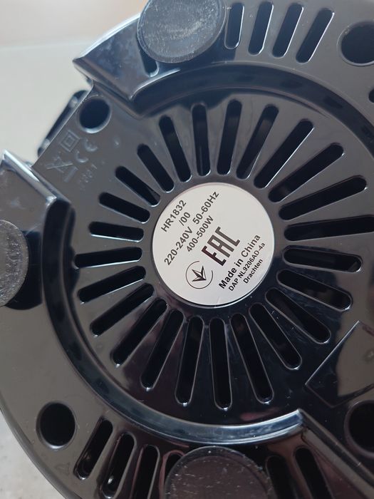 Соковижималка (соковичавниця) PHILIPS HR1832