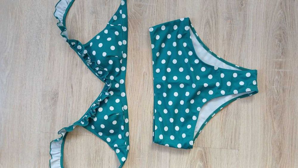 Жіночий зелений купальник новий, 42 розмір