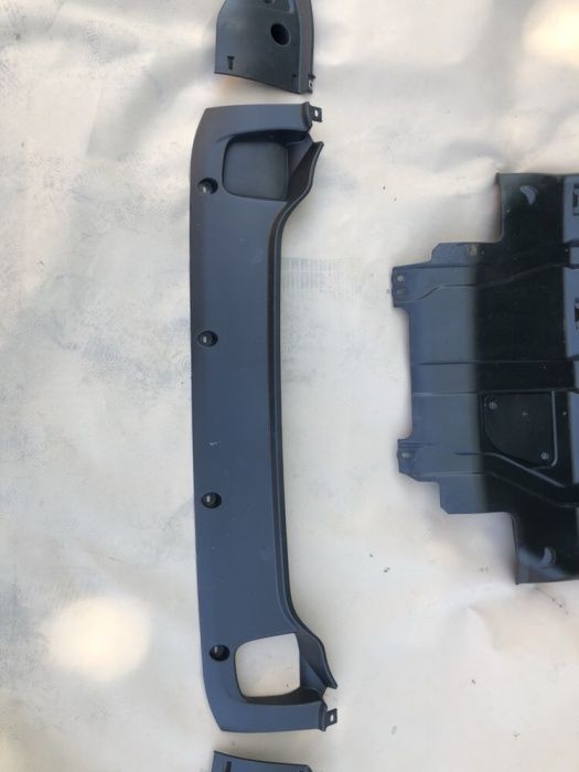 Spoiler pod zderzak przód Nissan Navara NP300, D23