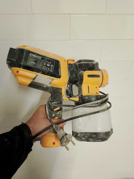 Pistolet - Agregat do malowania  ścian 550W, 3 DYSZE, Marka DEKO