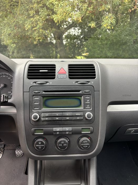 VW Golf V 1.9 TDI Sport